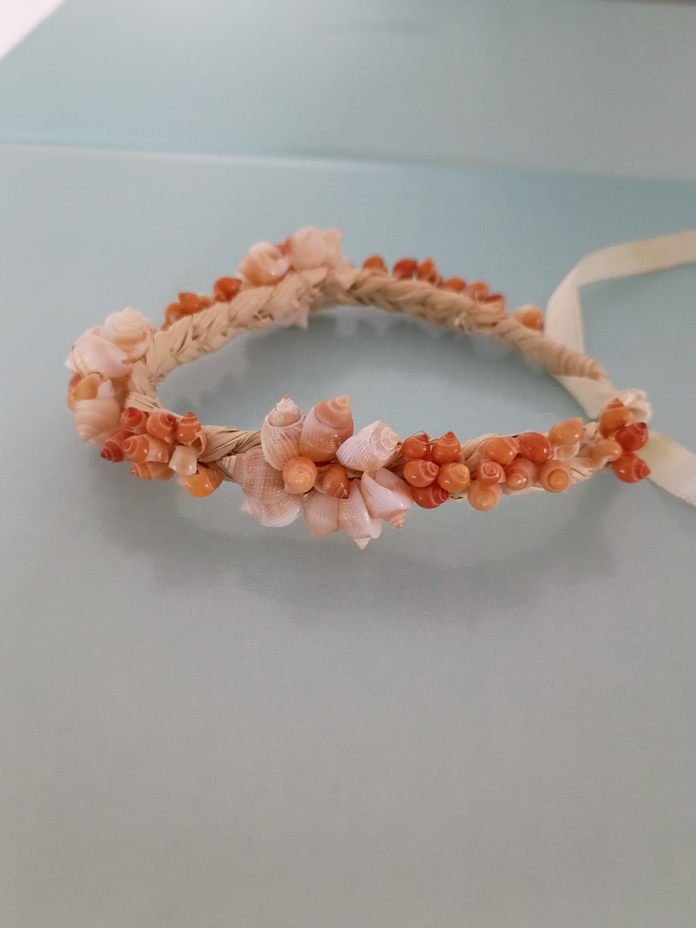 Seashell Charm Bracelet in Peach-Pink